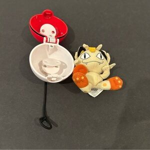 Pokémon Jakks Pacific Pokeball Throw Toy Meowth